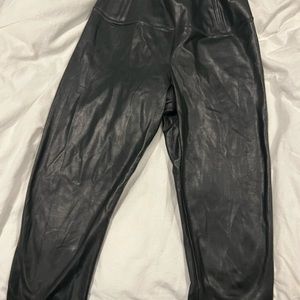 Aritzia Wilfred Free Black Vegan Leather Pants Size XS